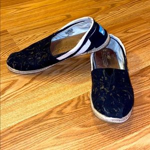 Tom’s splatter slip on shoes 9